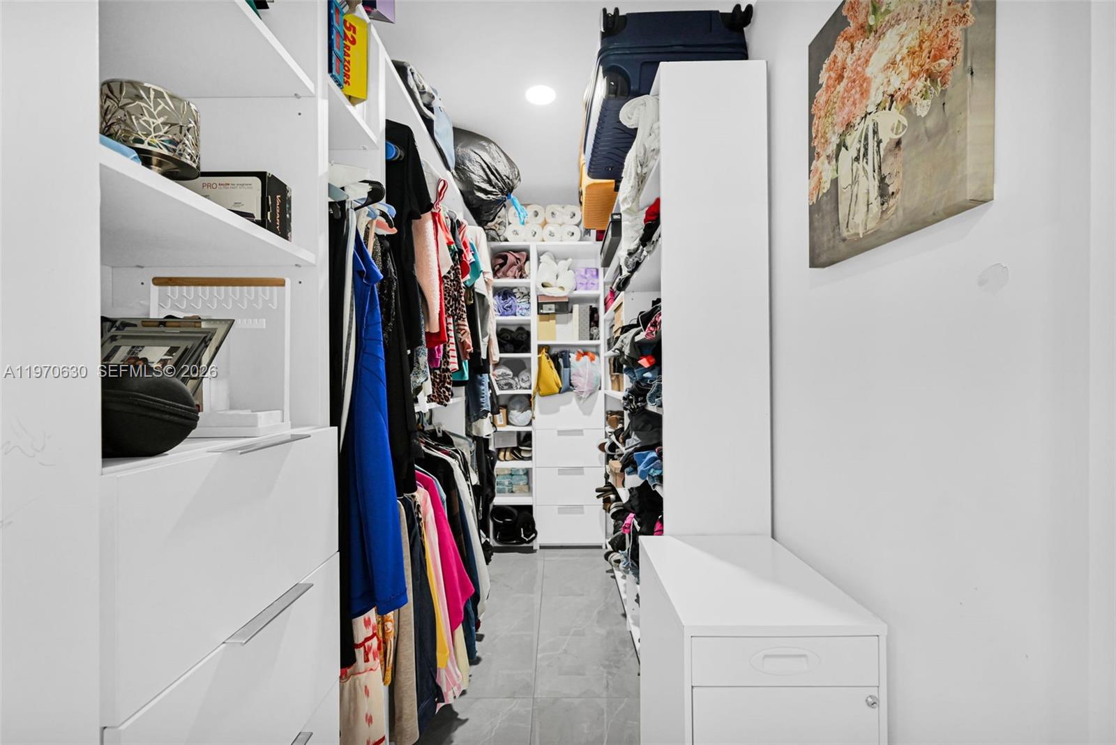 TREASURE HEIGHTS - Residential