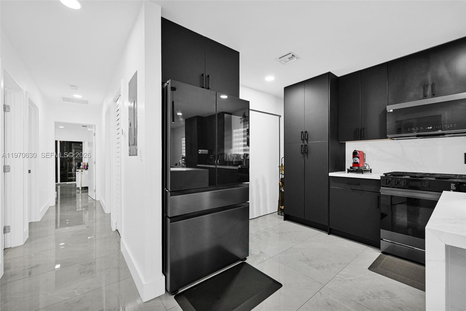 TREASURE HEIGHTS - Residential