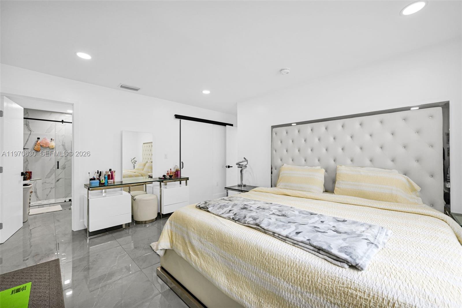 TREASURE HEIGHTS - Residential