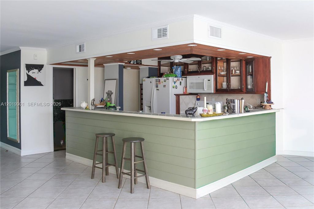 Photo of 2001 Atlantic Shores Blvd #312, Hallandale Beach, FL 33009 (MLS # A12019001)