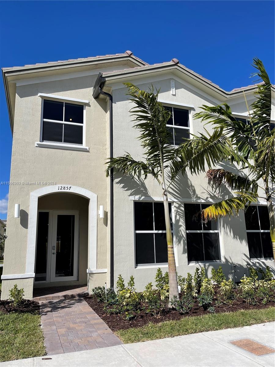 View Homestead, FL 33032 townhome