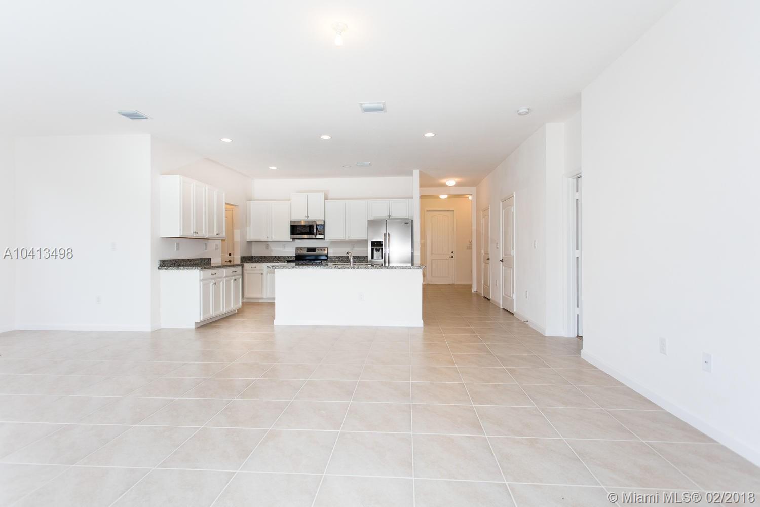 HEMINGWAY POINT - Residential
