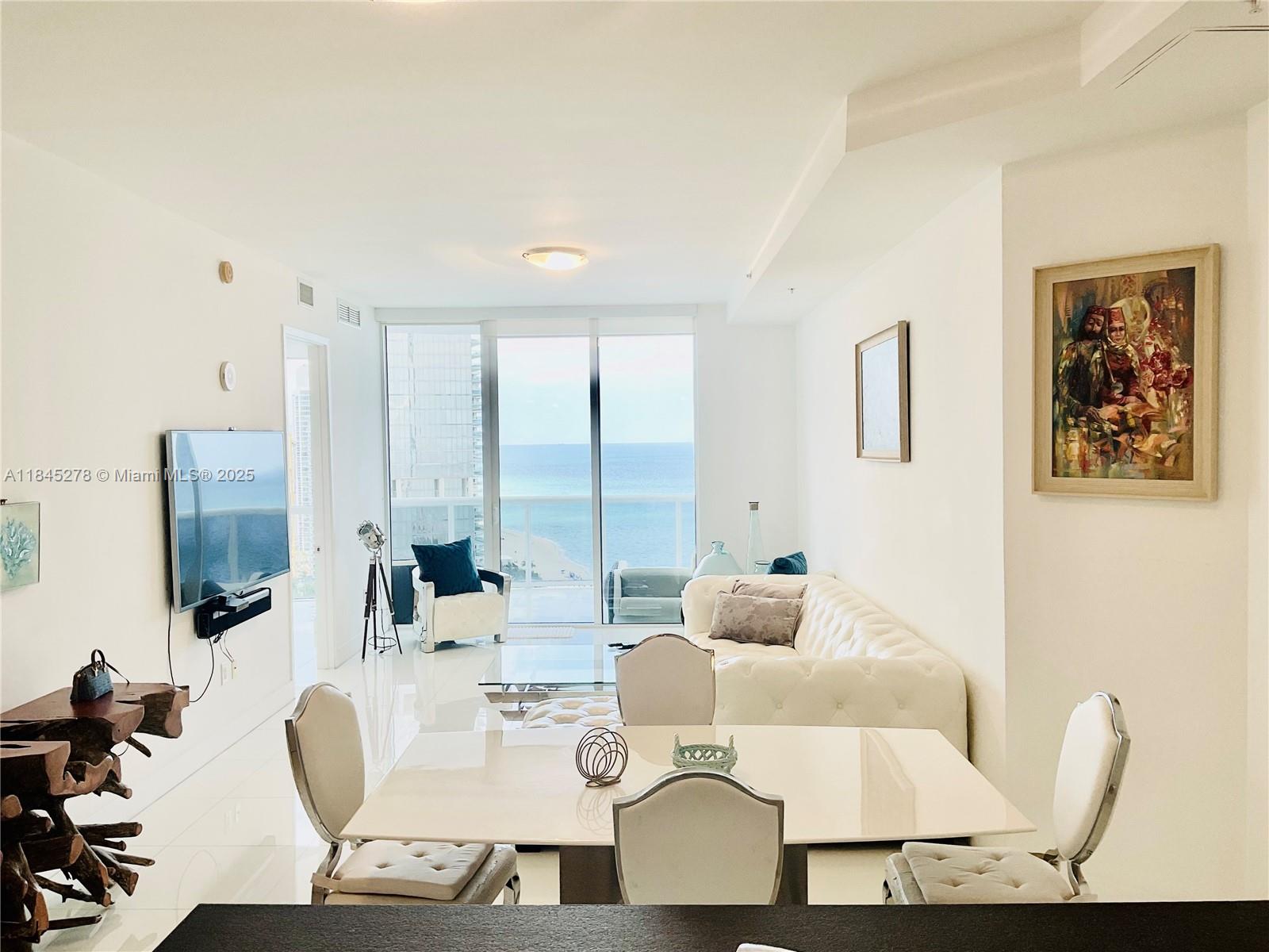 TRUMP ROYALE CONDO - Residential