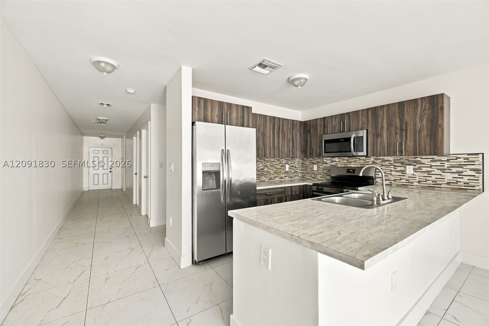 523-525 NW 106th St