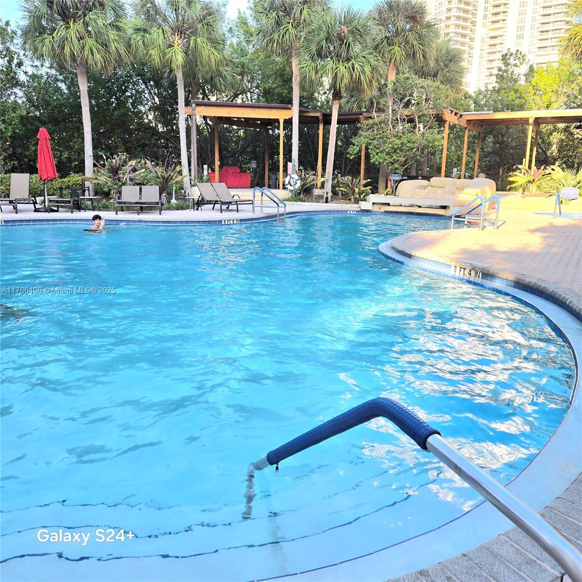 3400 Ne 192nd St 1606, Aventura, Miami-Dade County, Florida - 2 Bedrooms  
2 Bathrooms - 