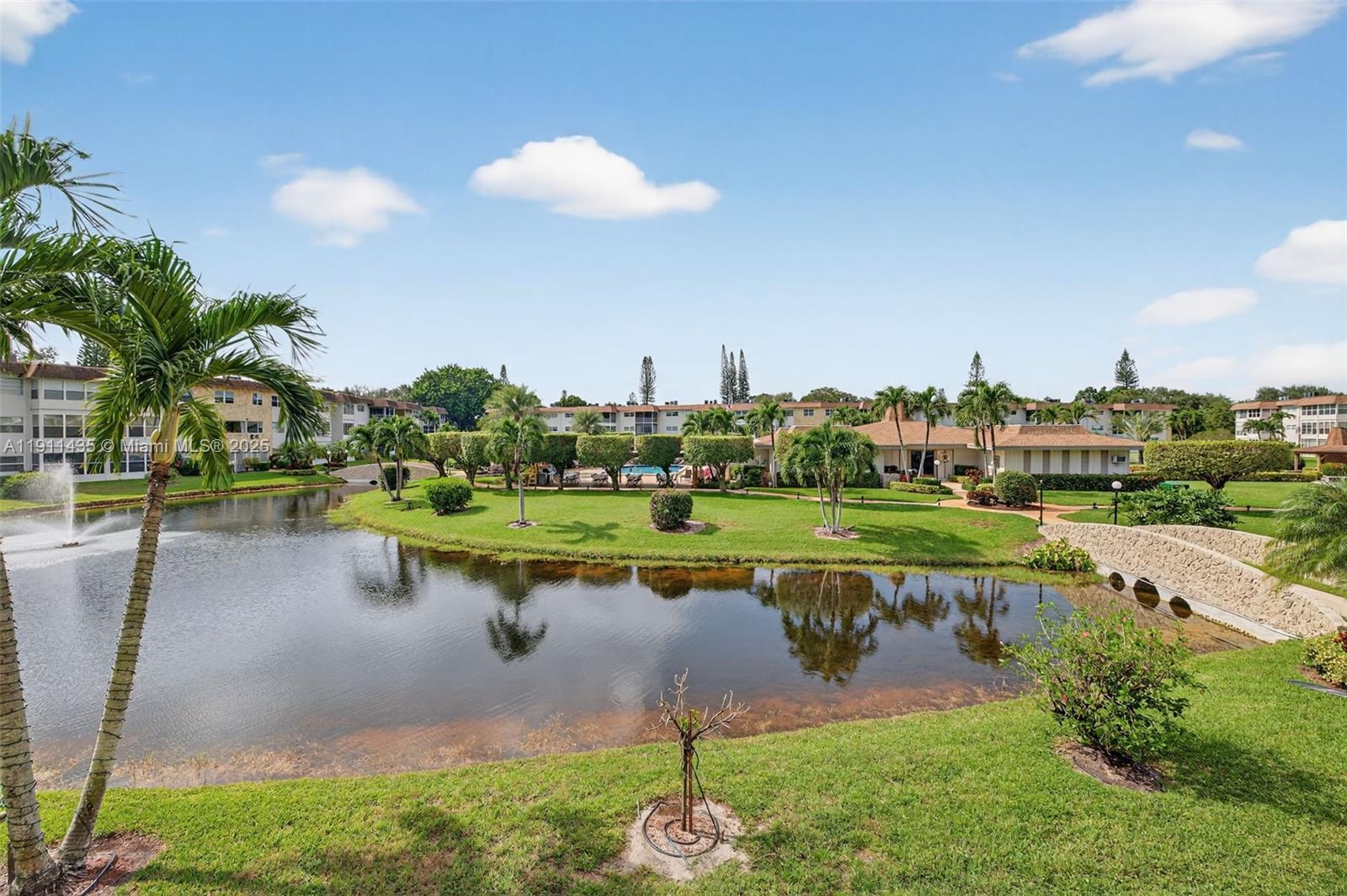 ROSE GARDENS CONDO - Residential