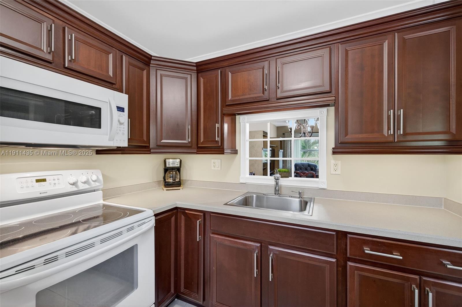 ROSE GARDENS CONDO - Residential