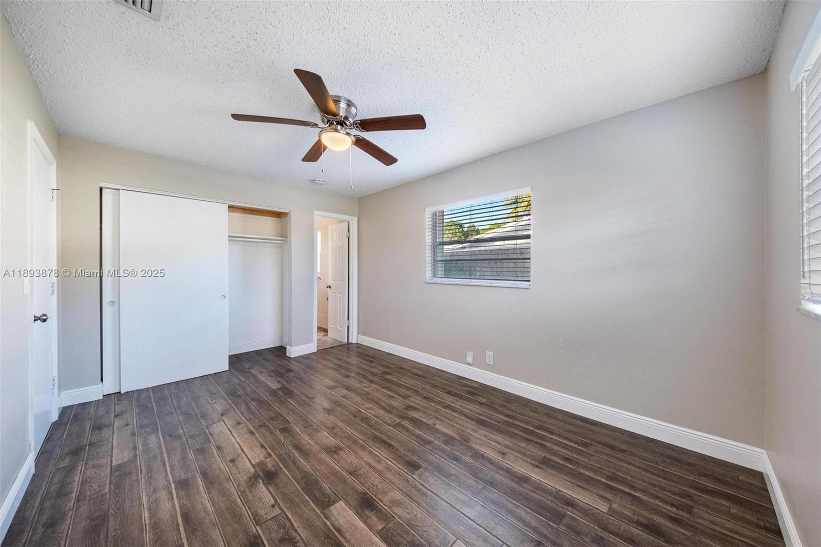 PALM BEACH CABANA COLONY - Residential