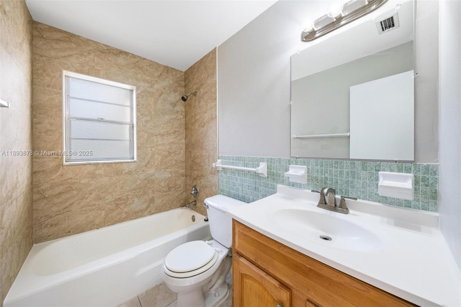 PALM BEACH CABANA COLONY - Residential
