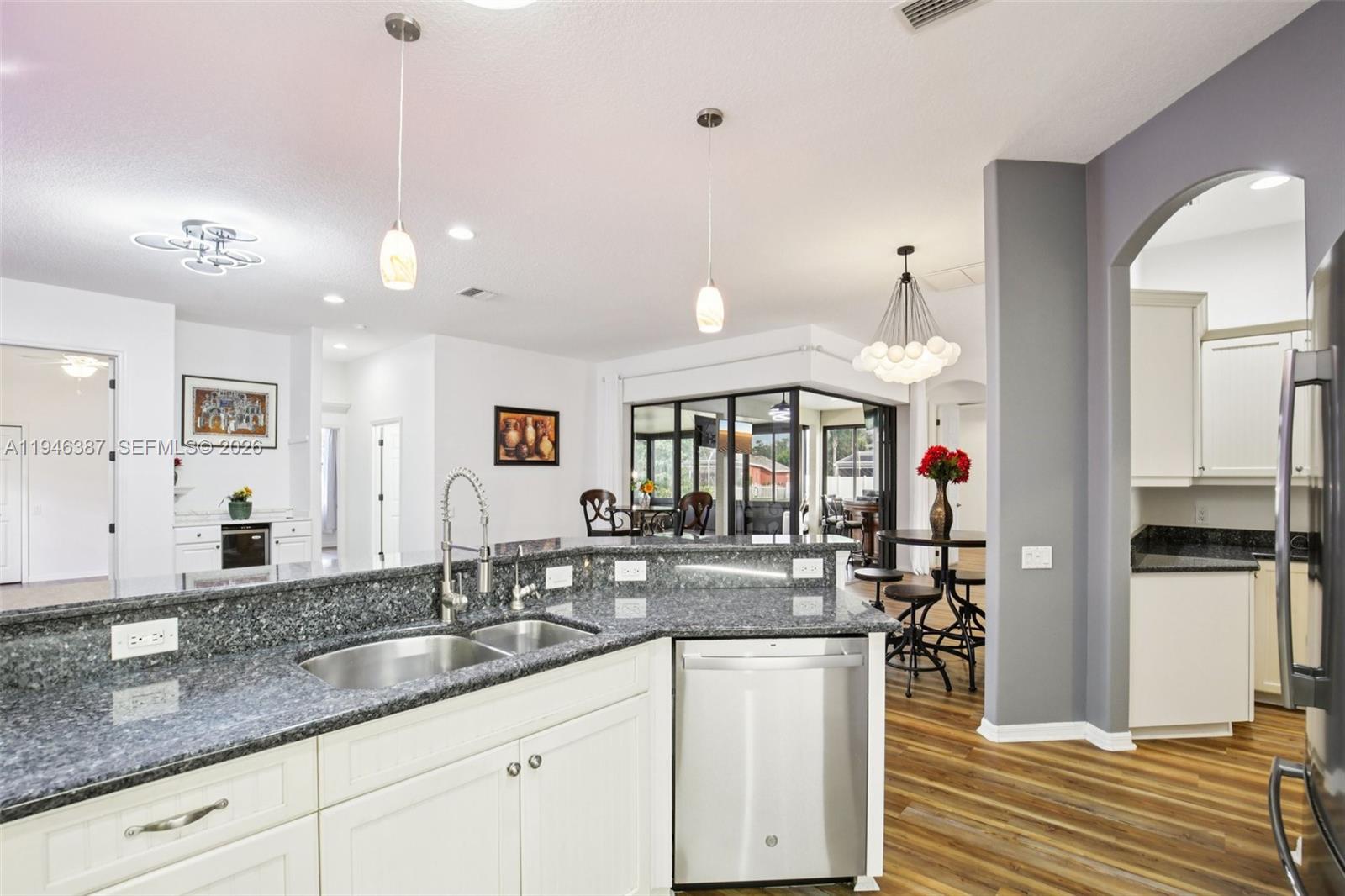 CHELSEA OAKS PHS II & III - Residential