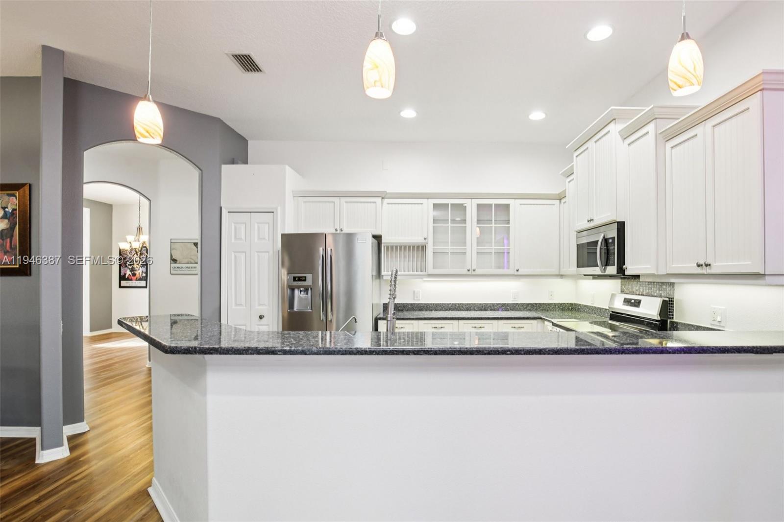 CHELSEA OAKS PHS II & III - Residential