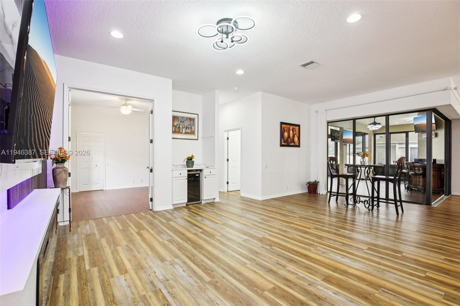 CHELSEA OAKS PHS II & III - Residential