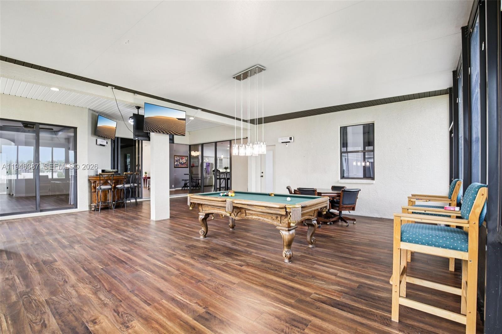 CHELSEA OAKS PHS II & III - Residential