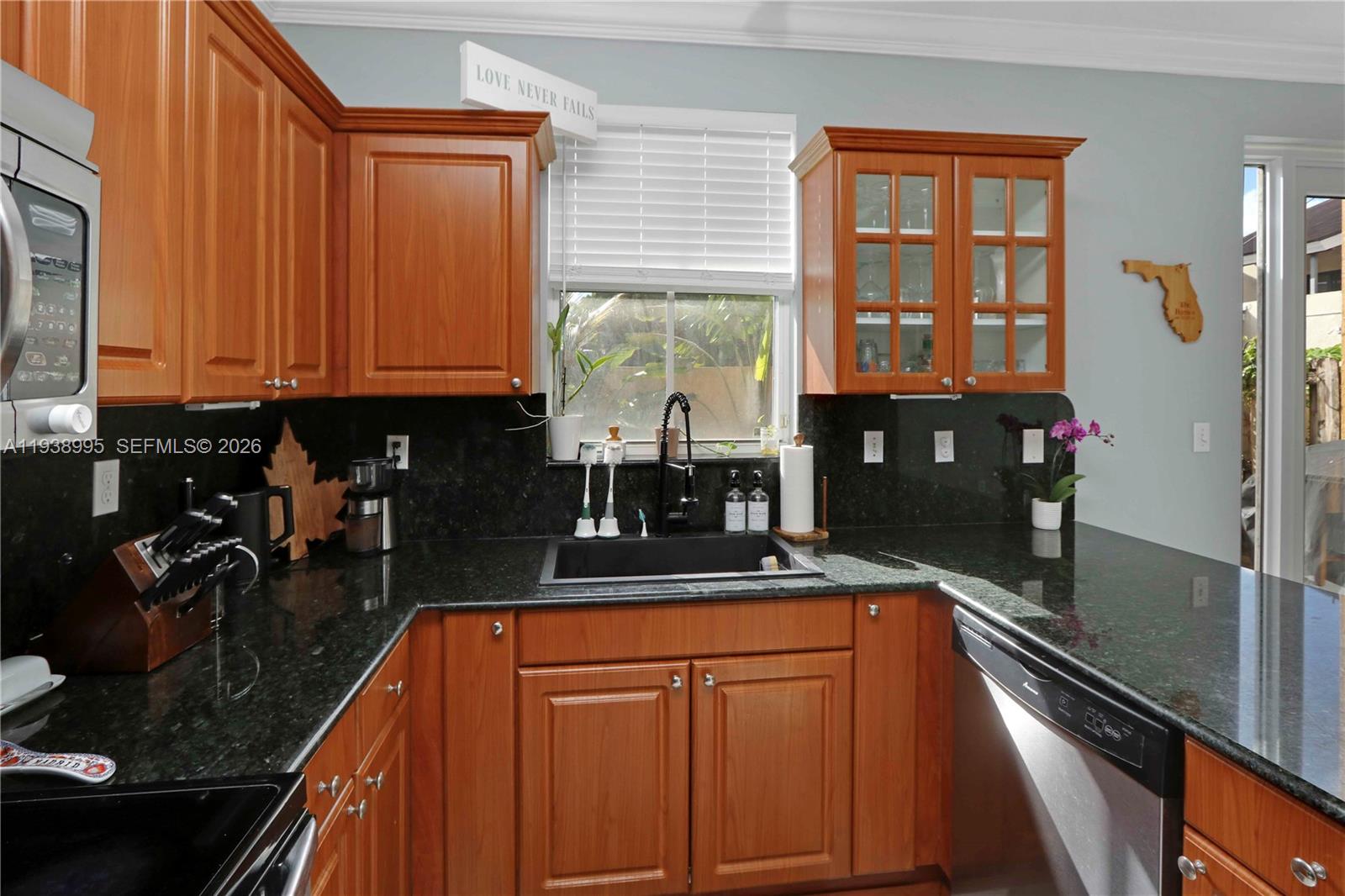 VILLA CASTILLO - Residential