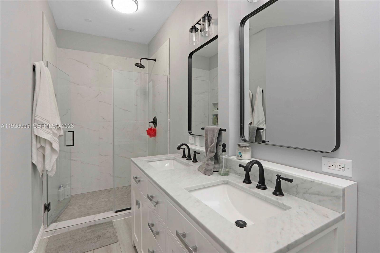 VILLA CASTILLO - Residential