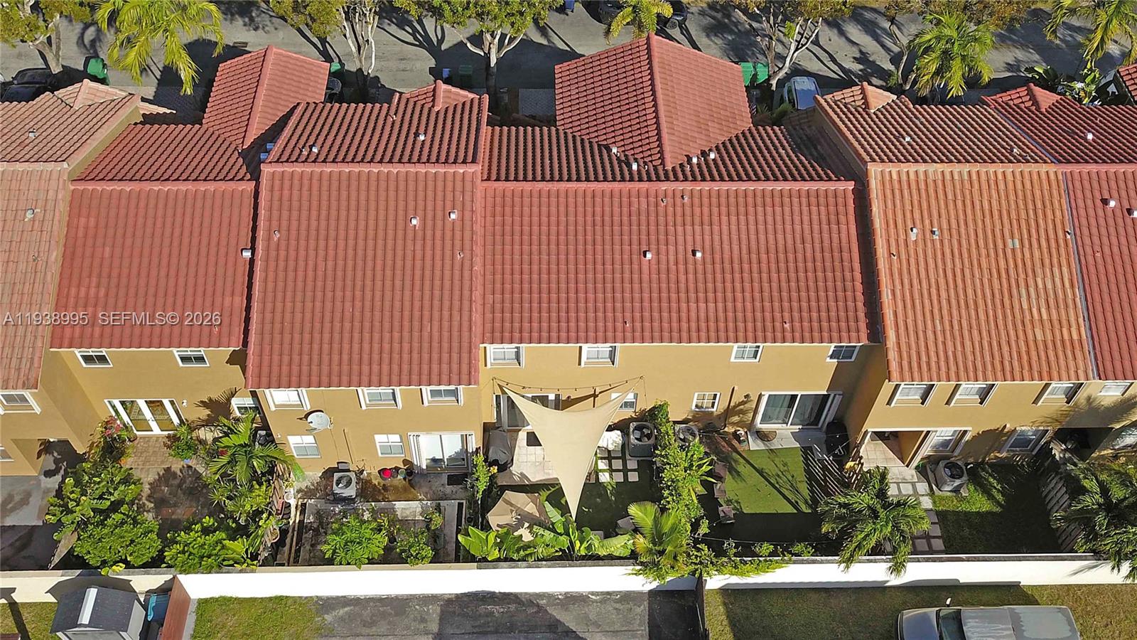 VILLA CASTILLO - Residential