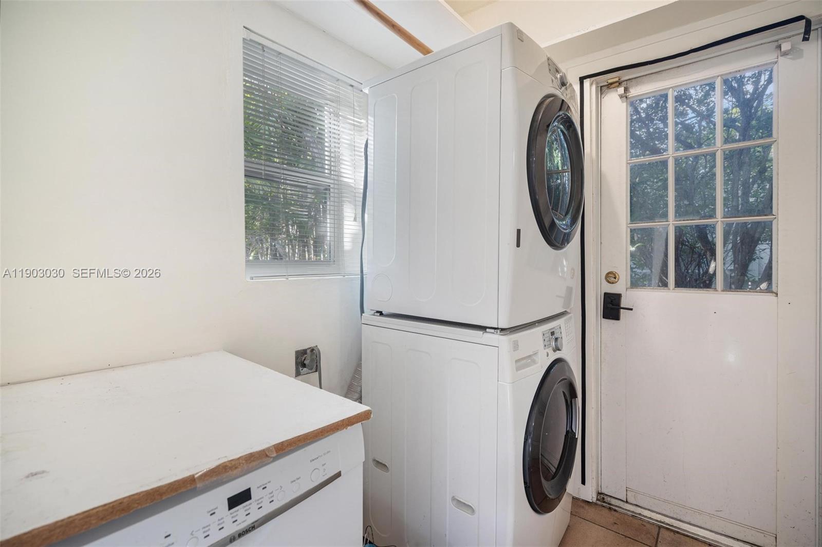 CORAL GABLES SEC B - Residential