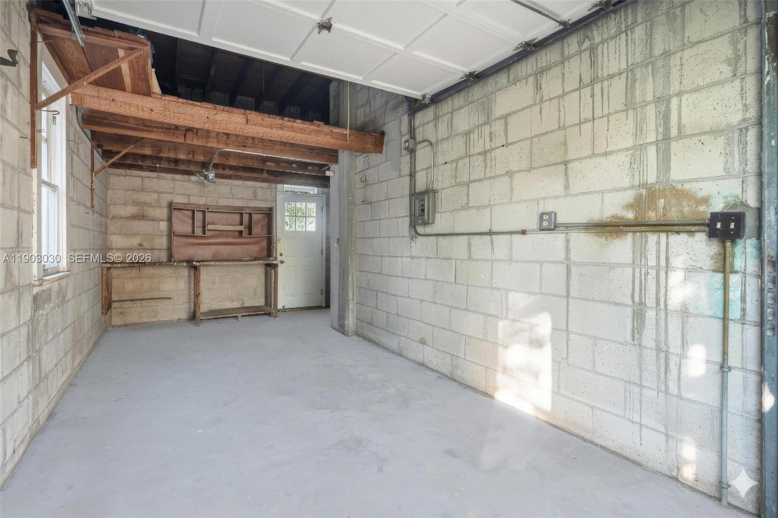 CORAL GABLES SEC B - Residential