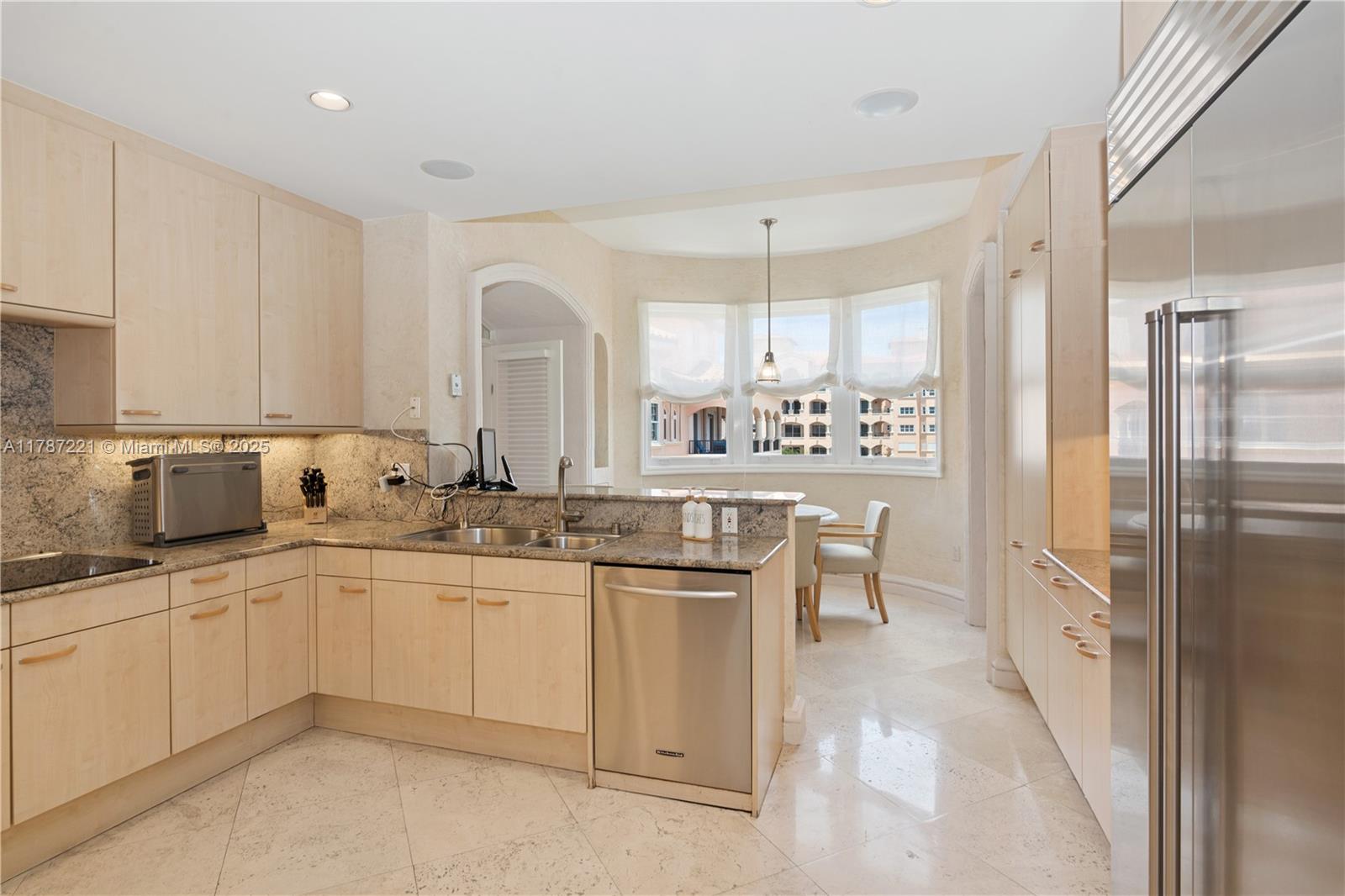 DEERING BAY CONDO I - Residential