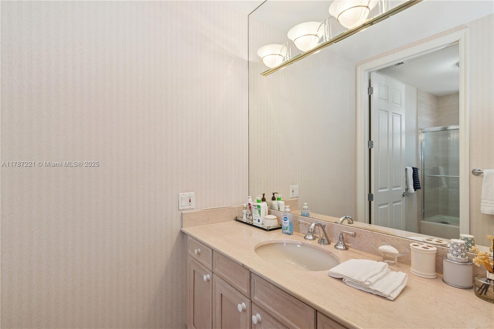 DEERING BAY CONDO I - Residential