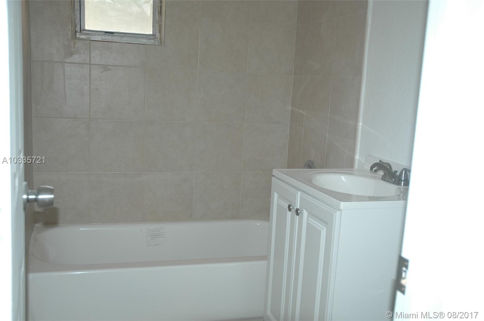 BUNCHE PARK - Residential