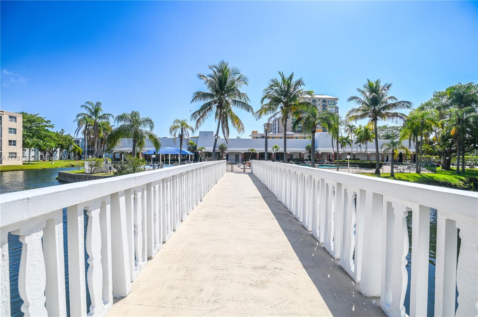 DANIANS SOUTH CONDO - Residential