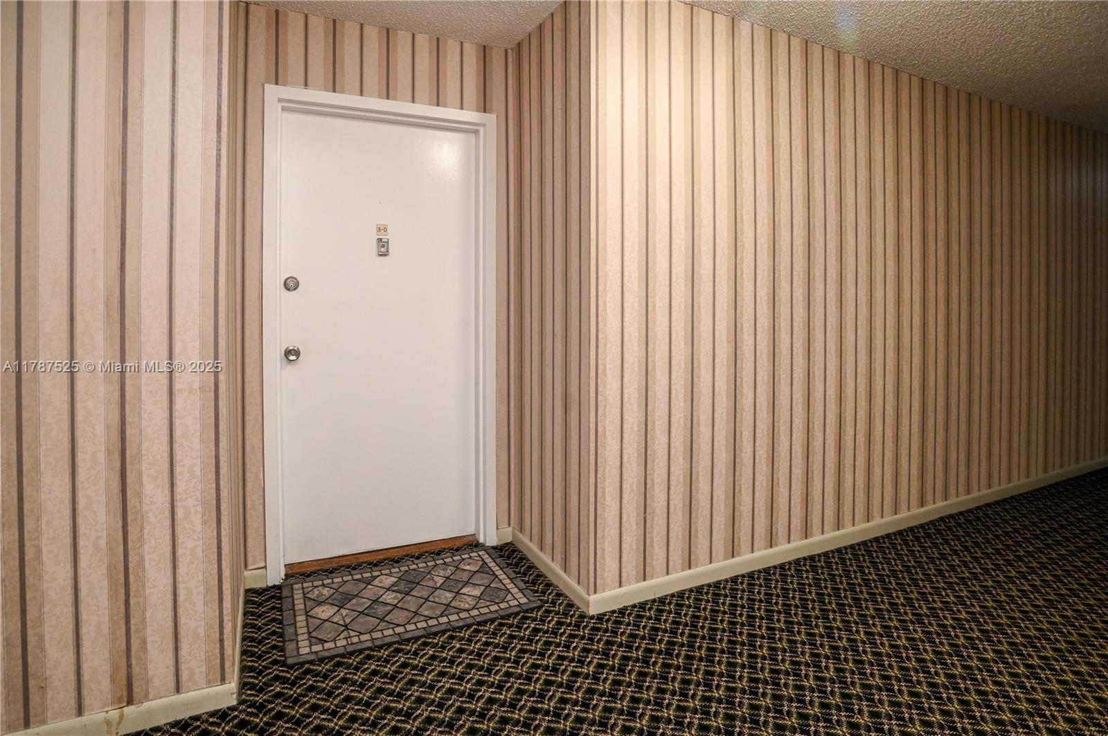 DANIANS SOUTH CONDO - Residential