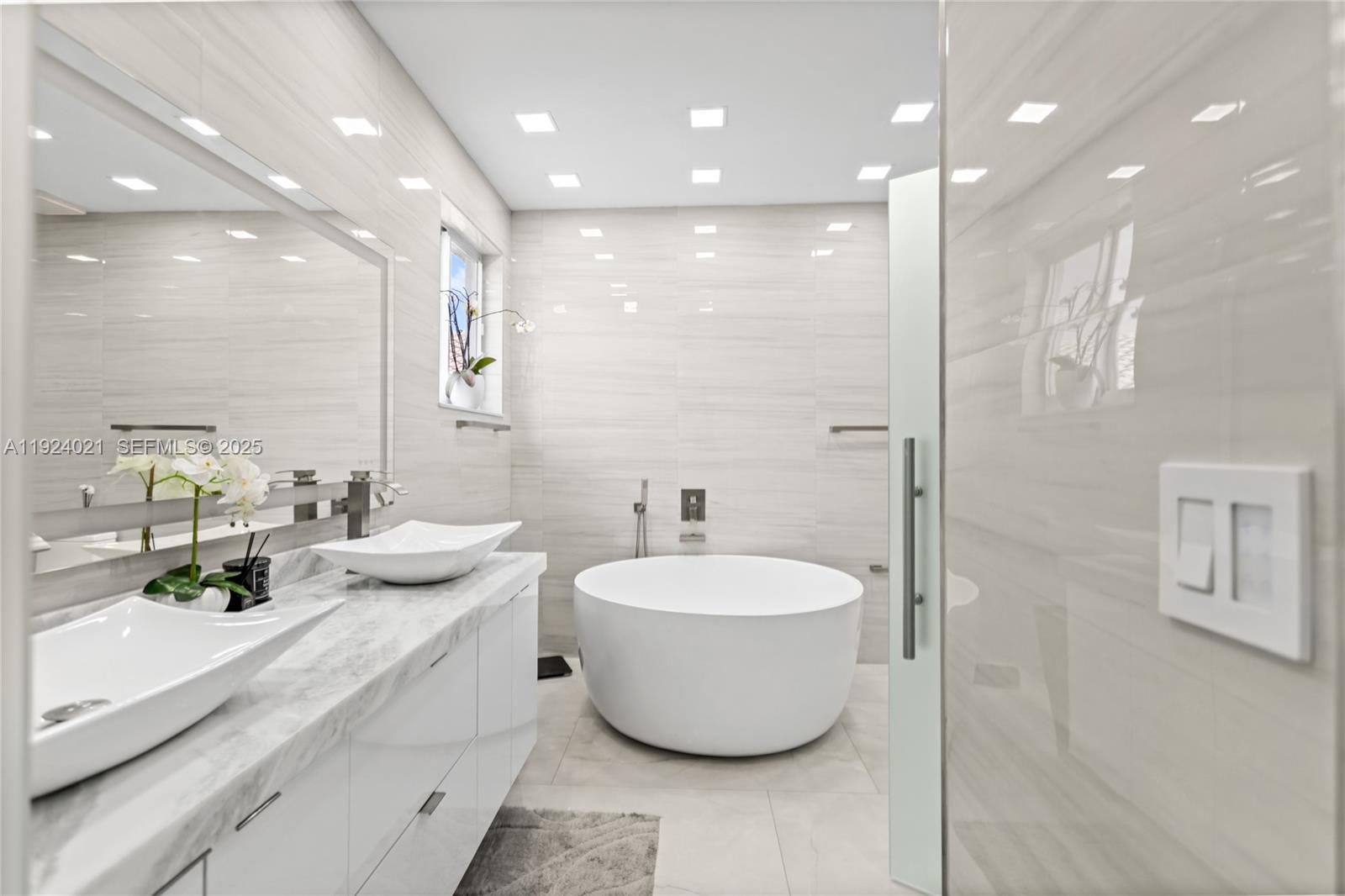 ALAMEDA NORTH - Residential