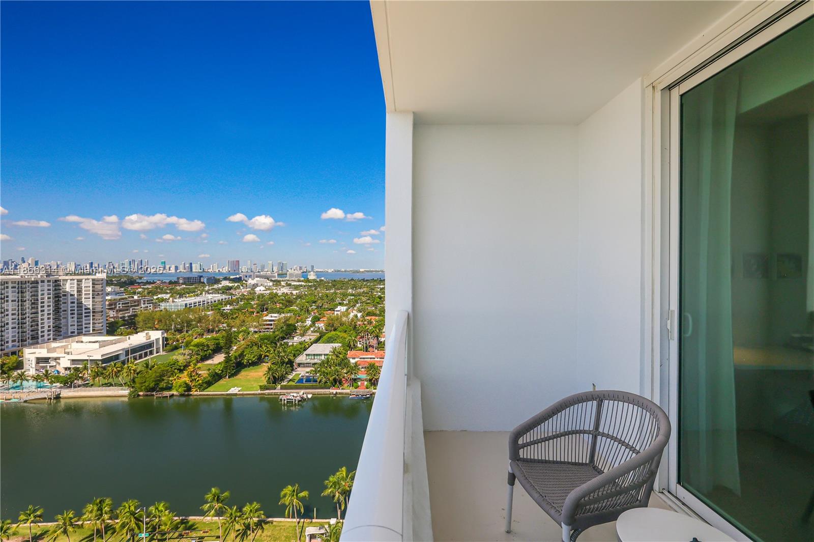 FONTAINEBLEAU II CONDO - Residential