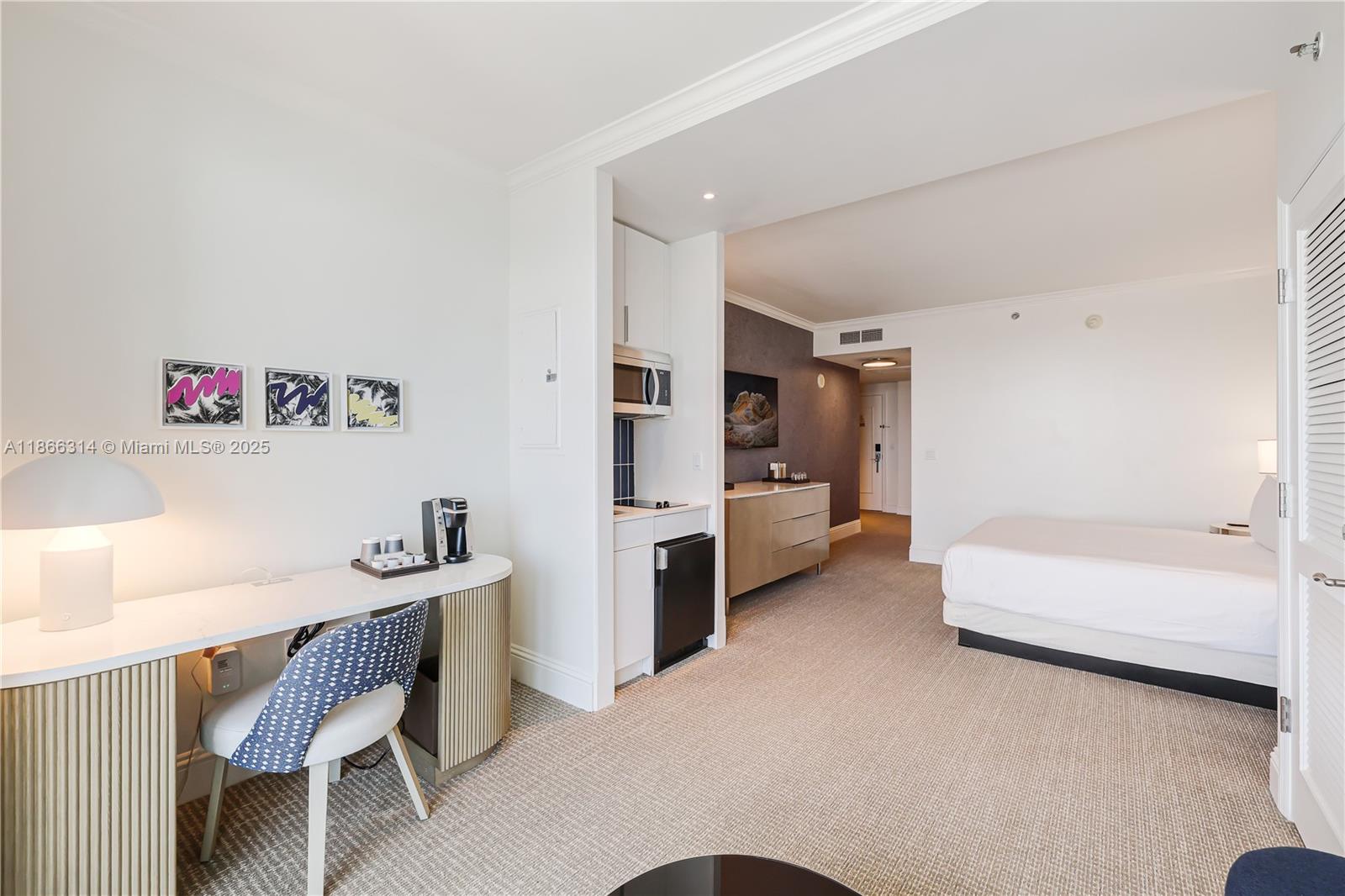 FONTAINEBLEAU II CONDO - Residential