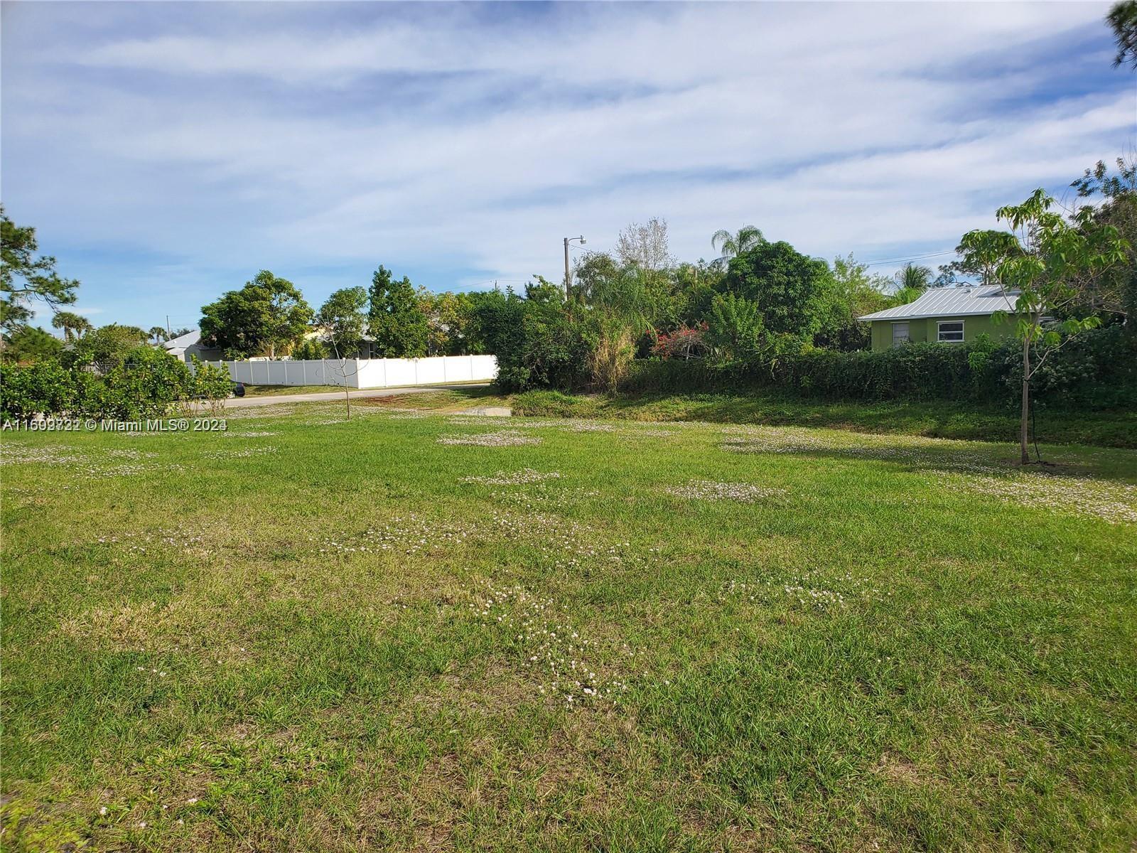 PORT ST LUCIE SECTION 4 - Residential