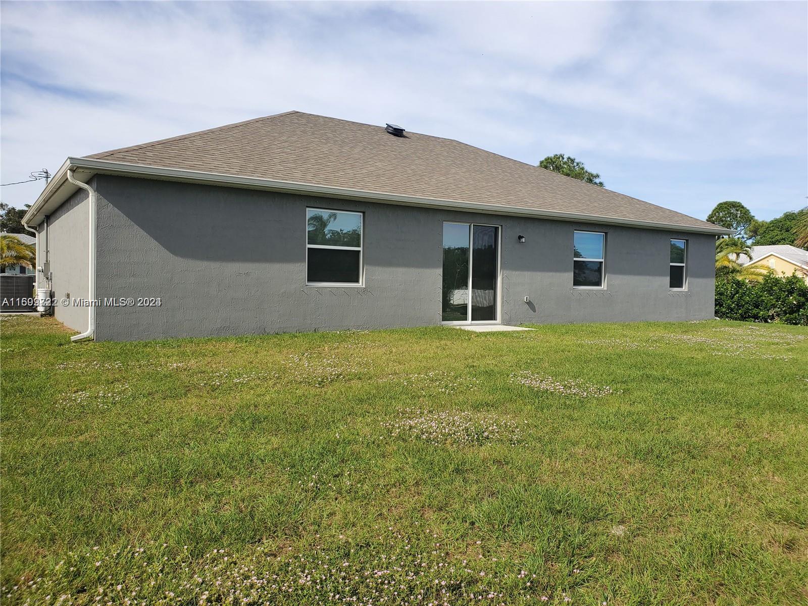 PORT ST LUCIE SECTION 4 - Residential