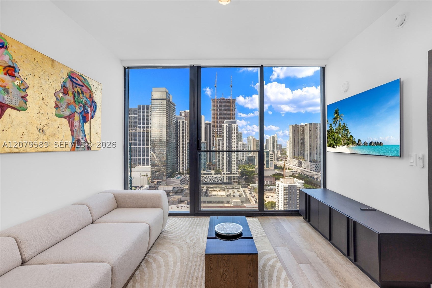 20 NE 11th St 3009