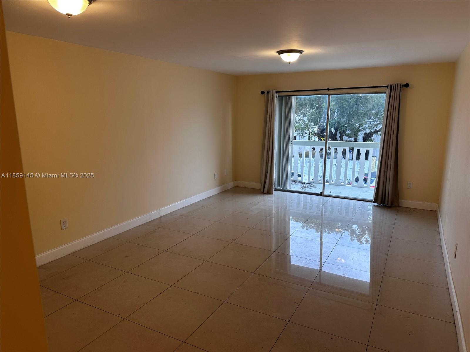 15201 NE 6th Ave C208