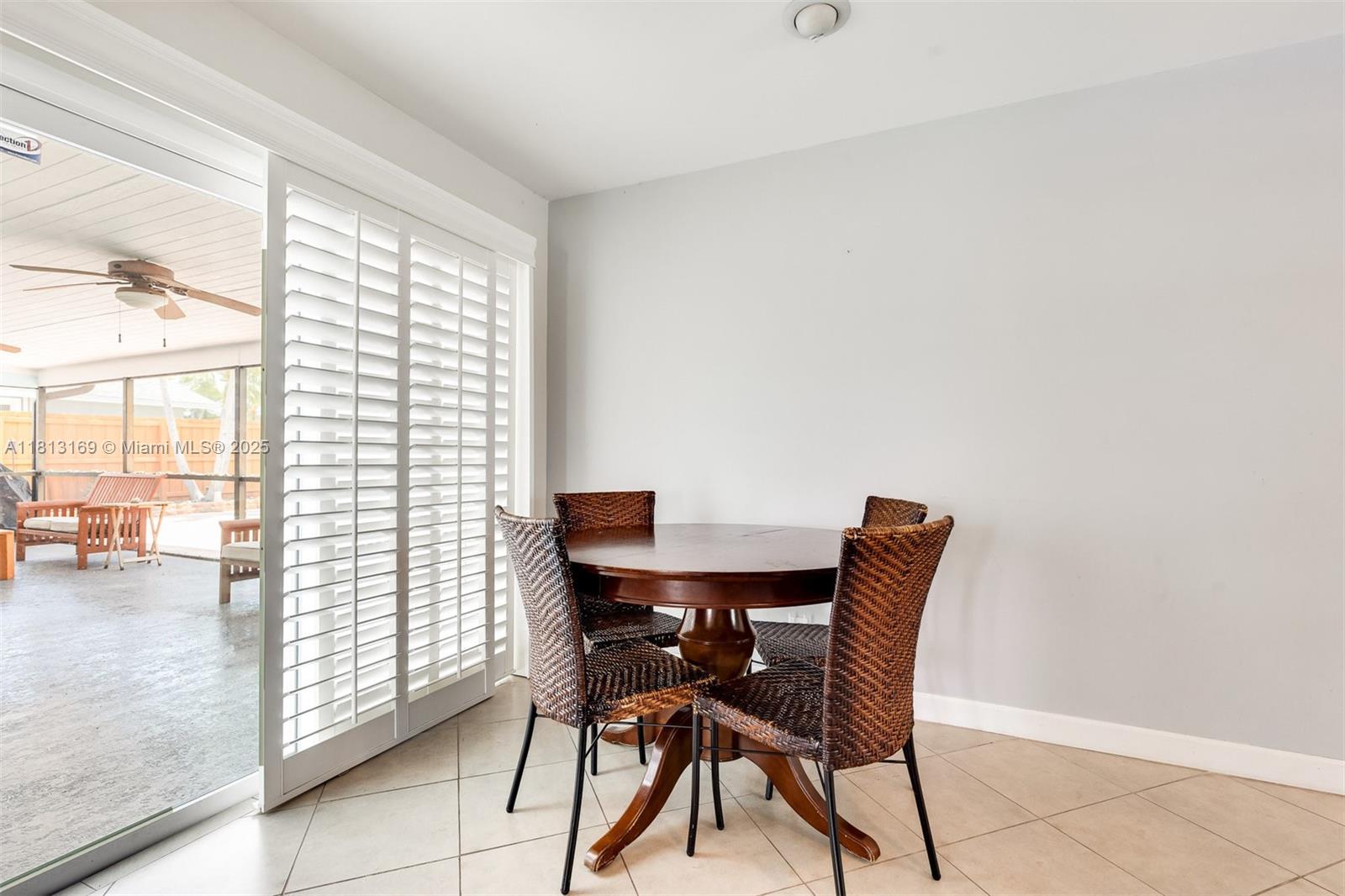 PALM BEACH GARDENS 4 - Residential