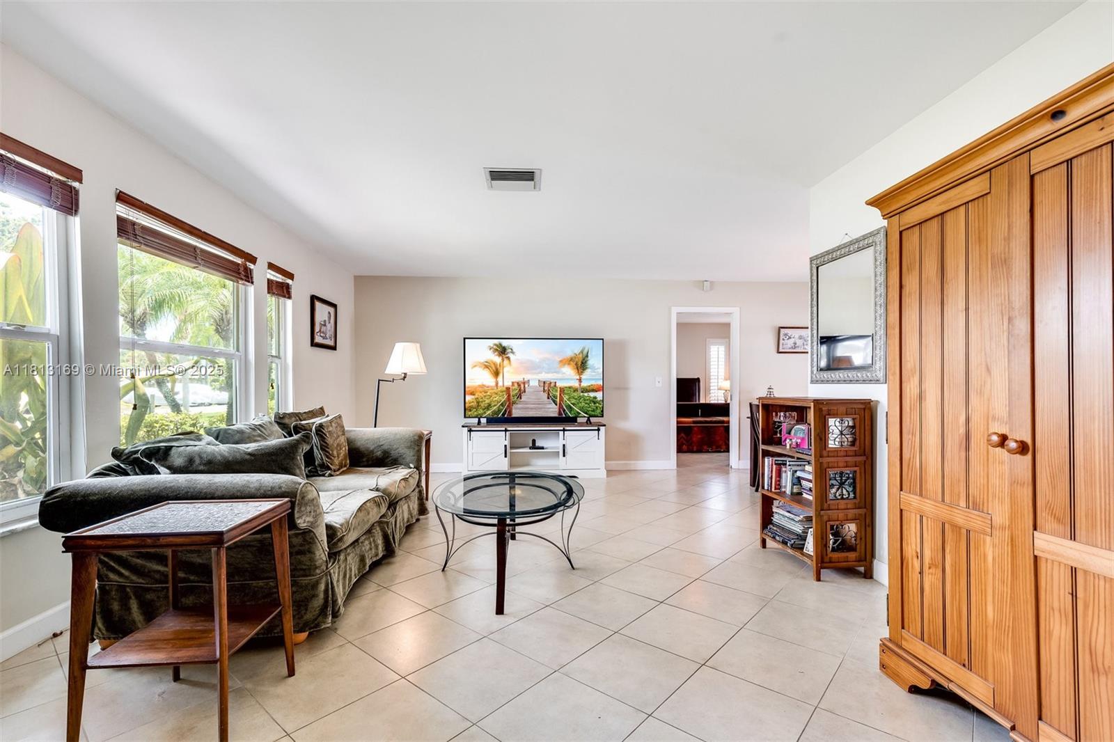 PALM BEACH GARDENS 4 - Residential
