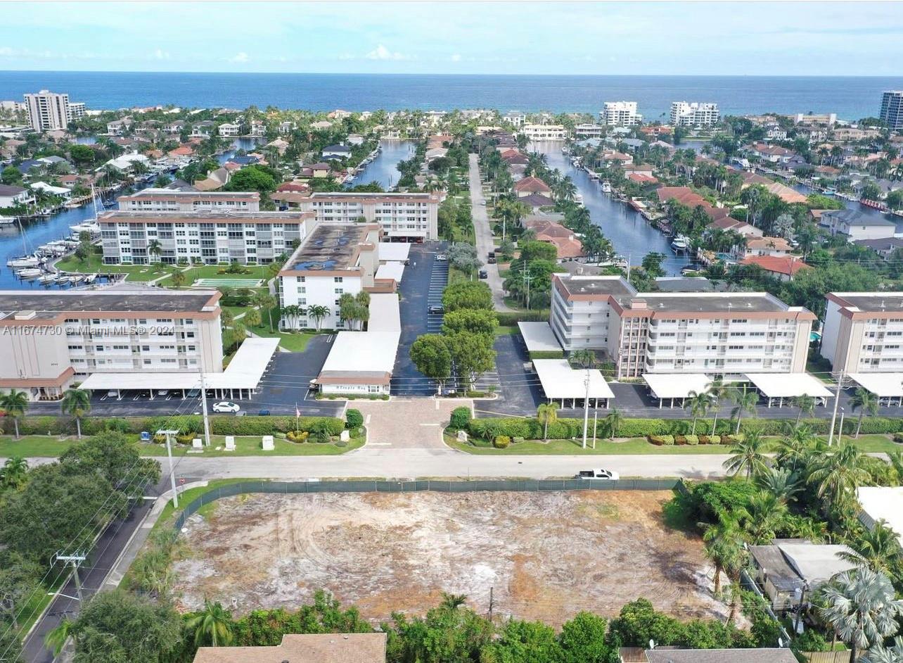 Delray Isles Townhomes - Residential