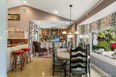 ISLE RIDGE LOT 5 - Residential