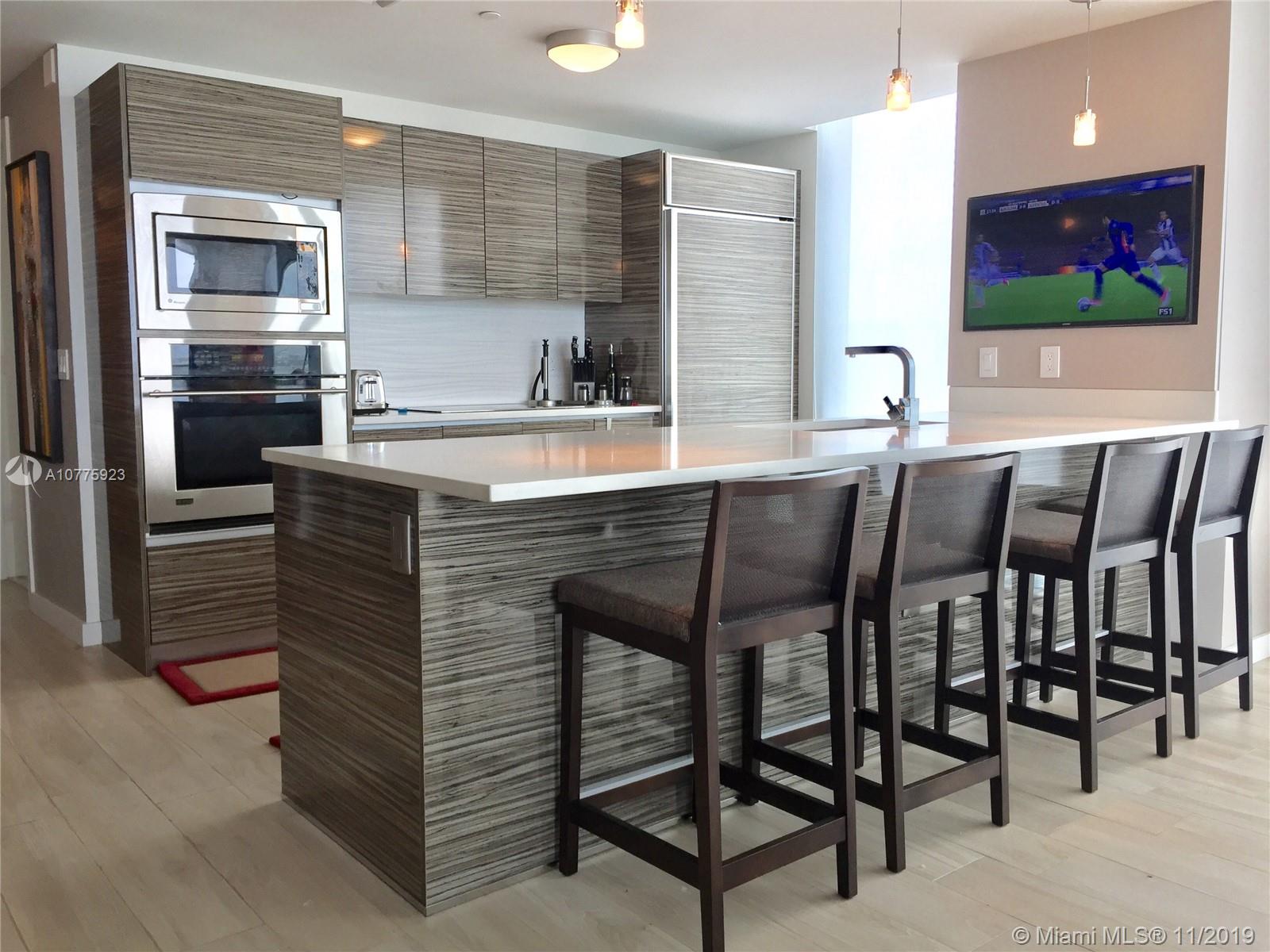 ICON BAY CONDO - Residential Lease