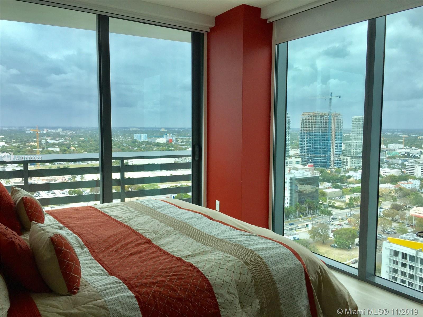 ICON BAY CONDO - Residential Lease