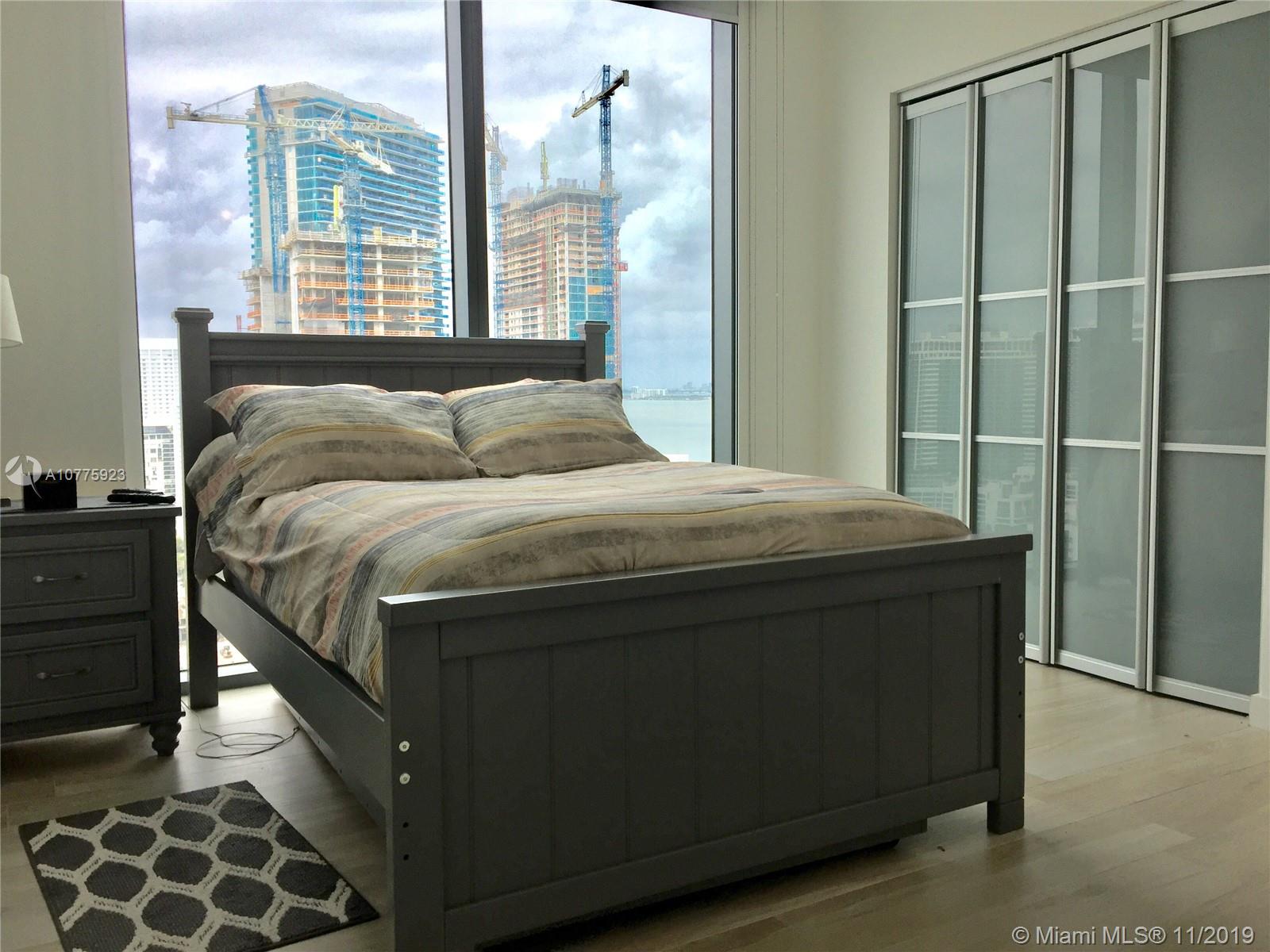 ICON BAY CONDO - Residential Lease