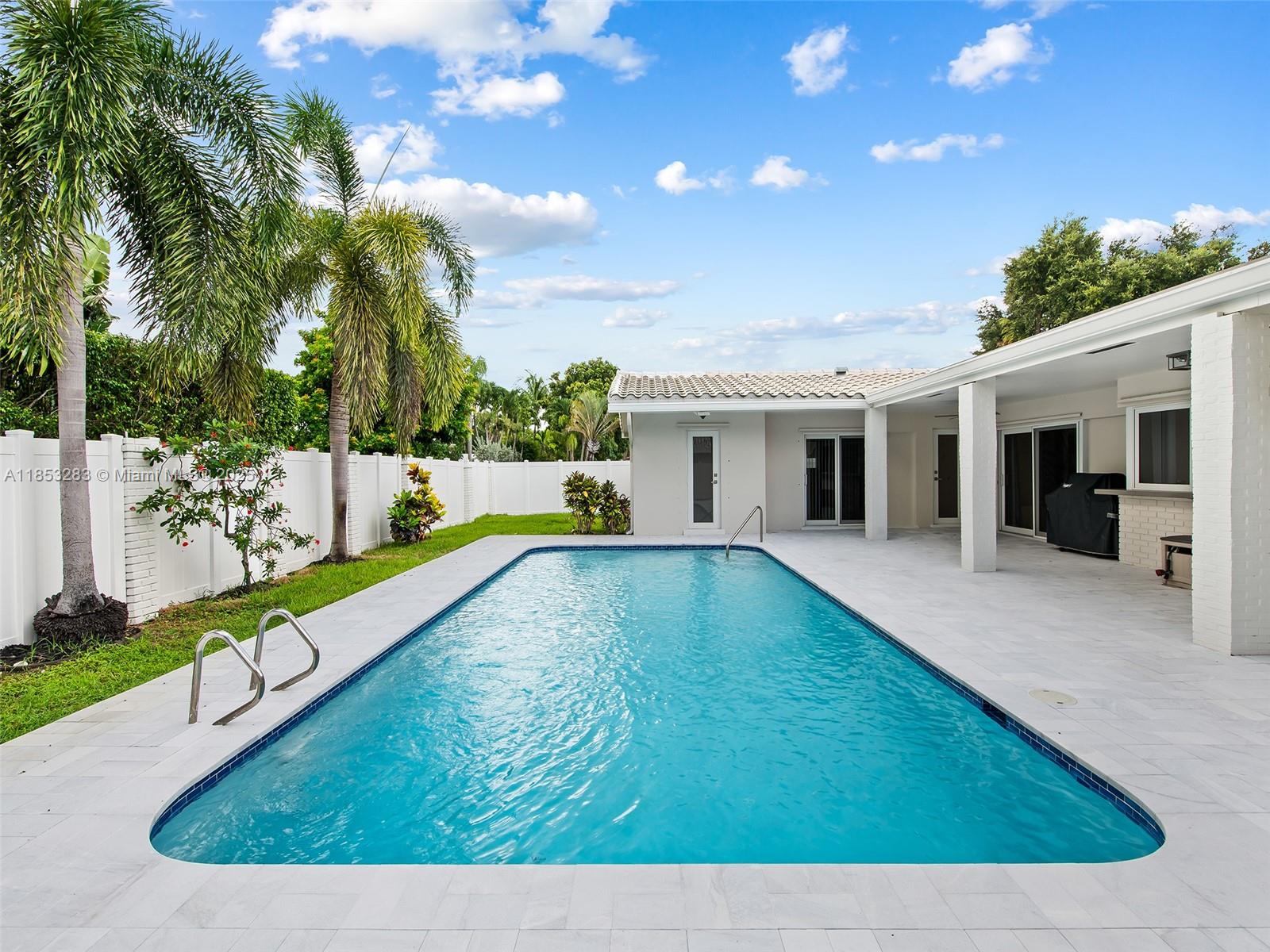 HOLLYWOOD HILLS 1965 - Residential