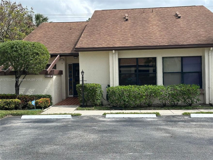 Corner lot two-bedroom, two-bathroom villa located in the well-maintained 55+ community of Villas of Willow Bend. This home boast high ceilings, eat-in kitchen, Florida room/patio, stackable washer & dryer, and walk-in closet with lots of storage in addition to the outside patio closet. The roof was done in 2020, the air conditioner in 2019 and the disposal in 2024. There is a patio in front of the villa. 
There is a Pride Warranty for some appliances, per seller it is transferable. Sellers are willing to negotiate the transfer. Roof has 7 years warranty with the roofing company. Per sellers, there is a lifetime warranty on the shingles which is transferable to the new owners. 
The community has two club houses, tennis court, two pools, and other amenities. This home is perfect for you.