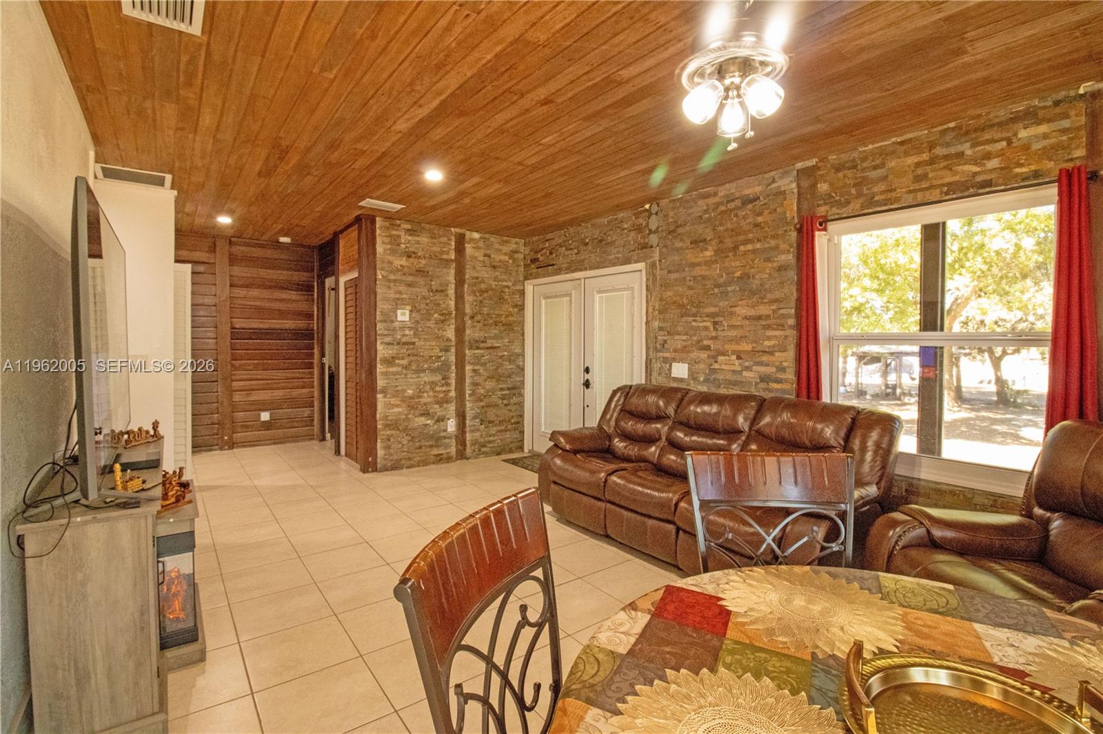 Montura Ranch Estate 01 St - Residential