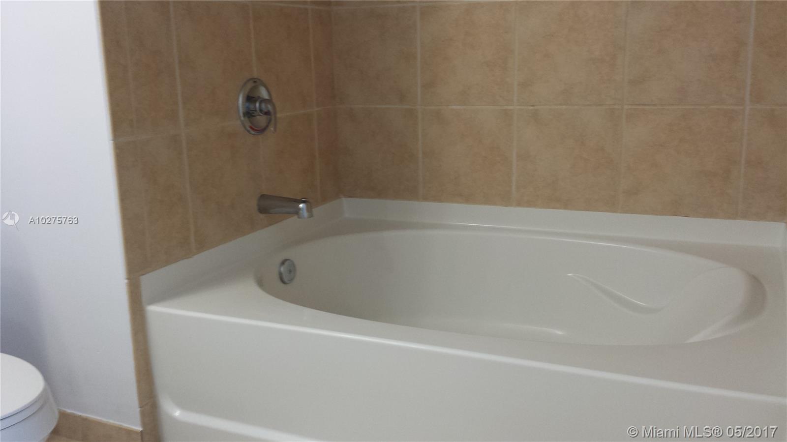 NURIVER LANDING CONDO - Residential Lease