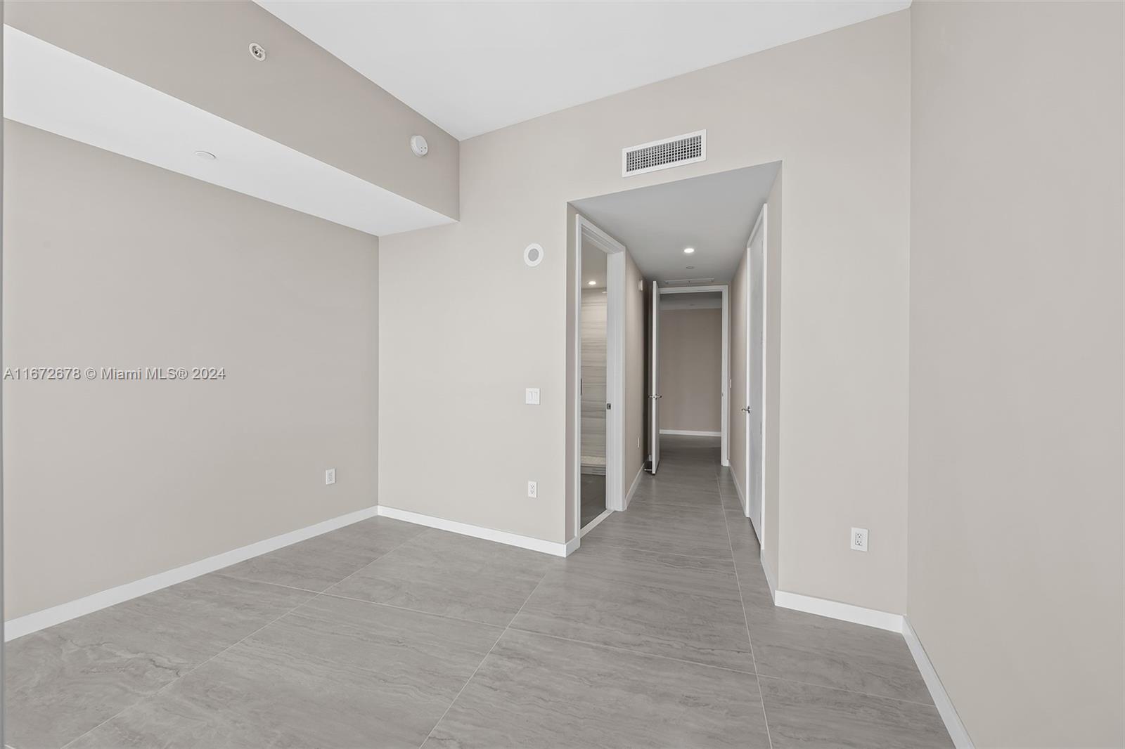 PARAMOUNT MIAMI WORLDCENT - Residential