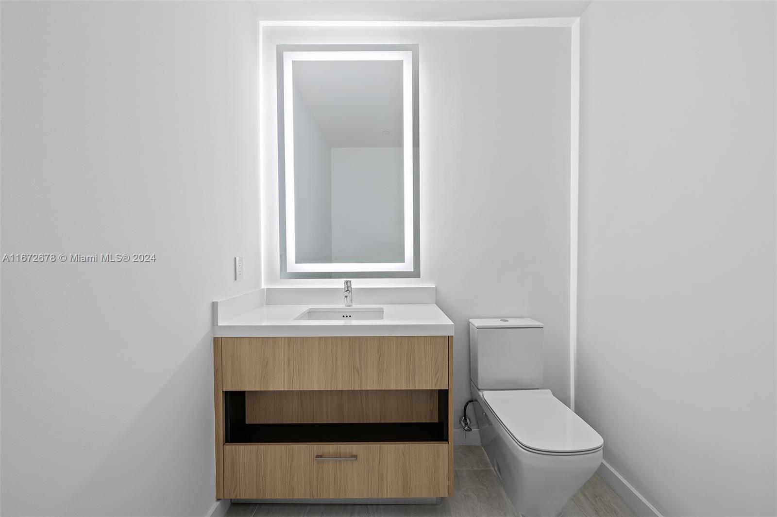 PARAMOUNT MIAMI WORLDCENT - Residential
