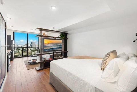 398 NE 5th St 4207 Miami FL 33132