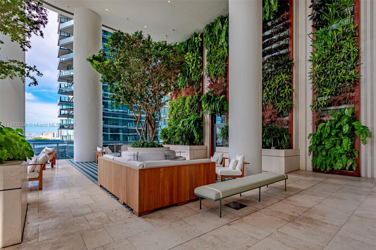 801 SMA RESIDENCES CONDO - Residential Lease