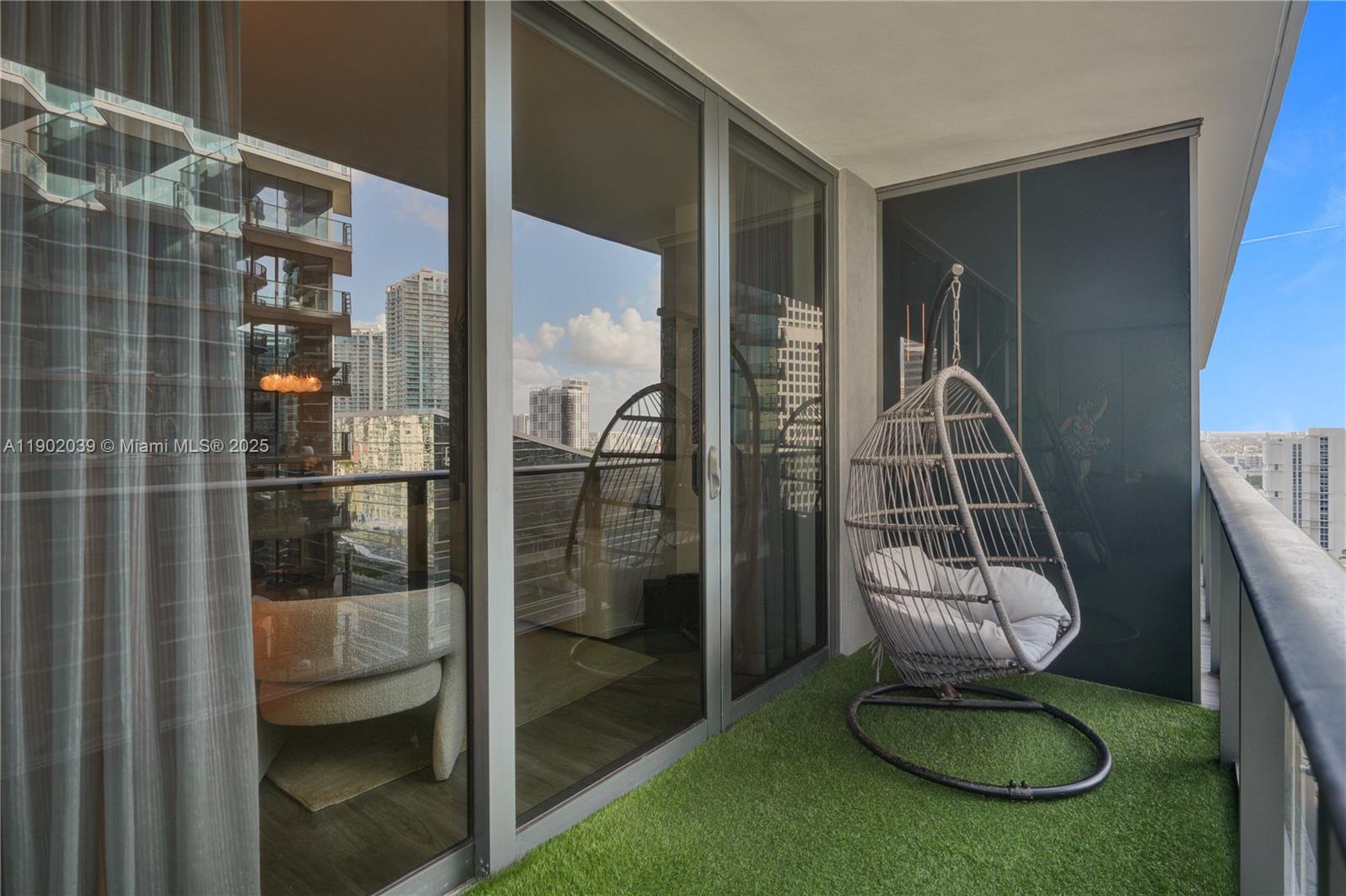 801 SMA RESIDENCES CONDO - Residential Lease